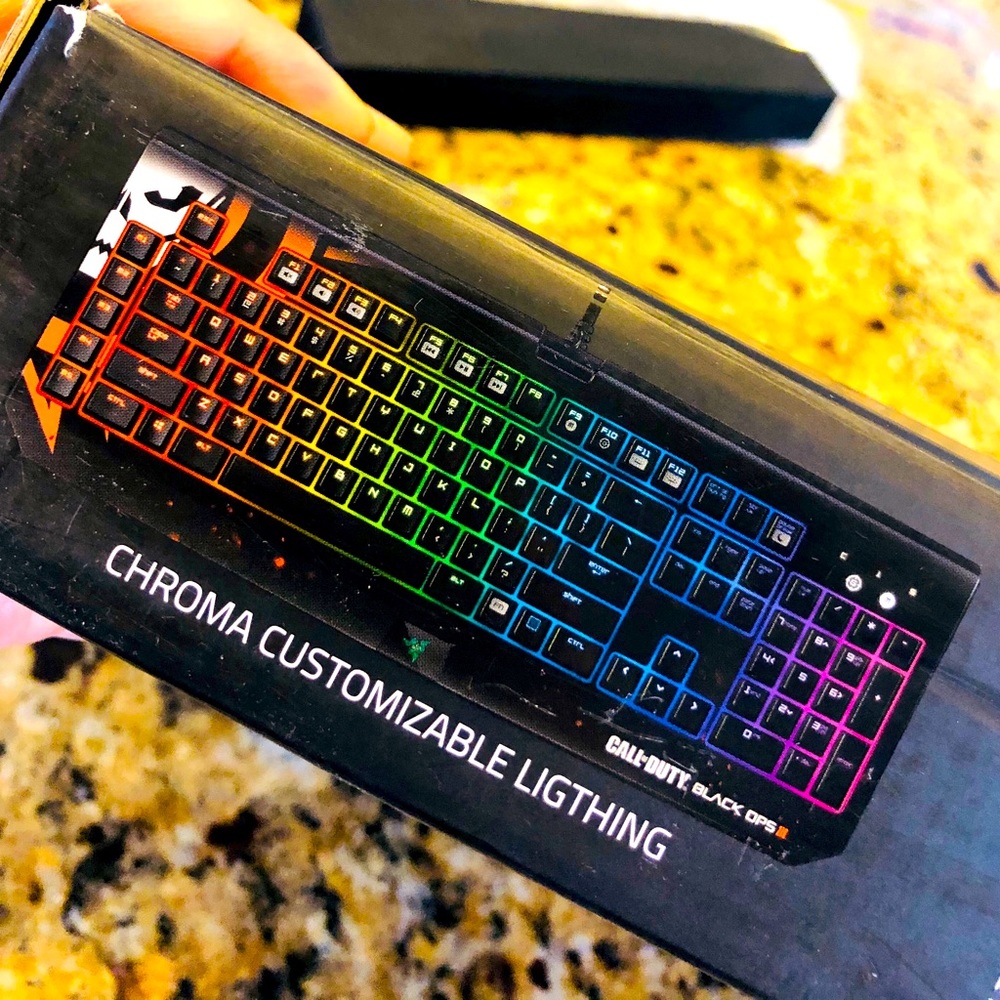 Call-duty  Razer Blackwidow chroma keyboard